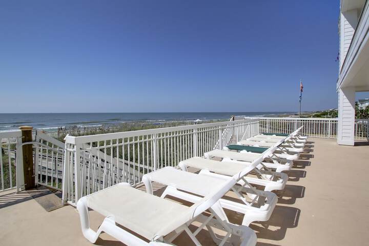 Sundeck 36 of 36
