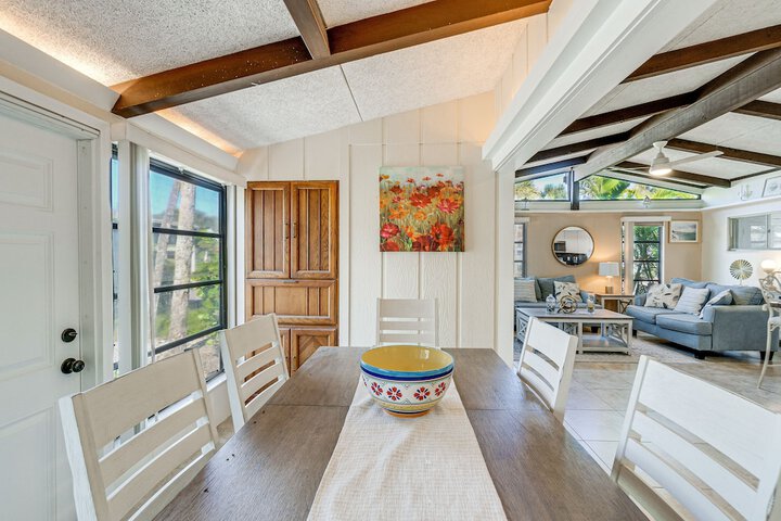 Manasota Key Vacation Rental w / Beach Access!