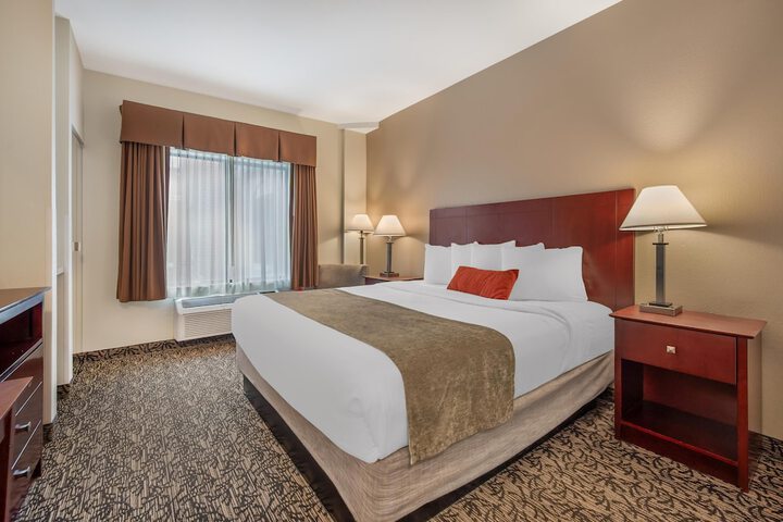 Quality Inn & Suites