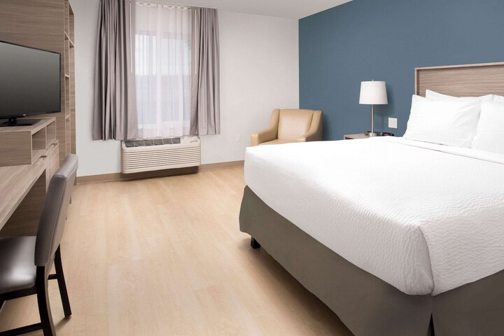 Room 21 of 37
