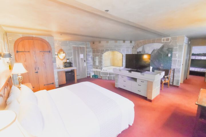 Room 40 of 65