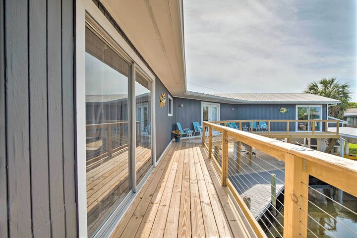 Remodeled Retreat on Homosassa River Canal!