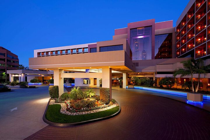 Hilton Orange County / Costa Mesa