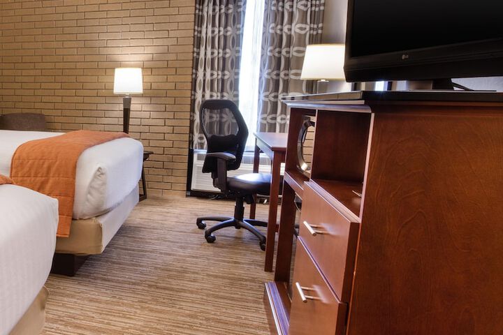 Room 20 of 36
