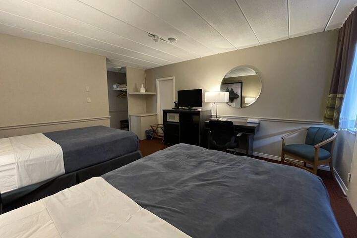 Room 25 of 58