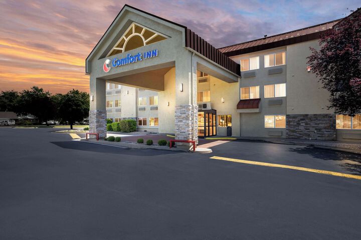 Hotel 4 of 56