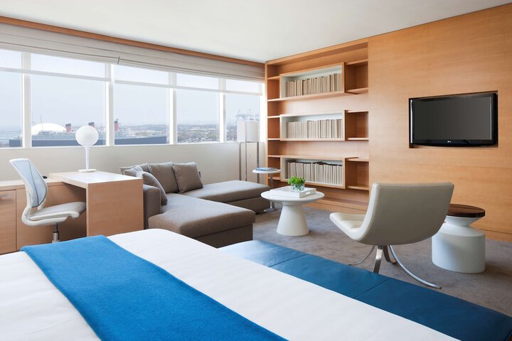 Room 34 of 58