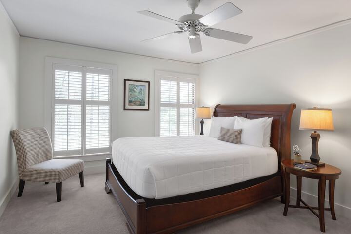 Kanuga Inn & Lodging