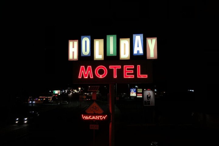 Holiday Motel