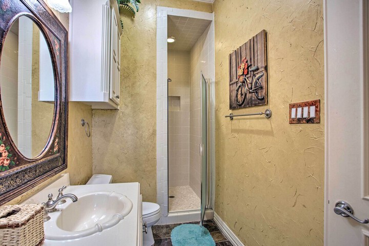 Families Welcome! Lavish Celina Home w / Game Room