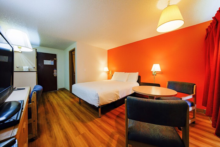Room 98 of 123