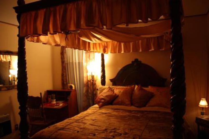 Allas Historical B & B