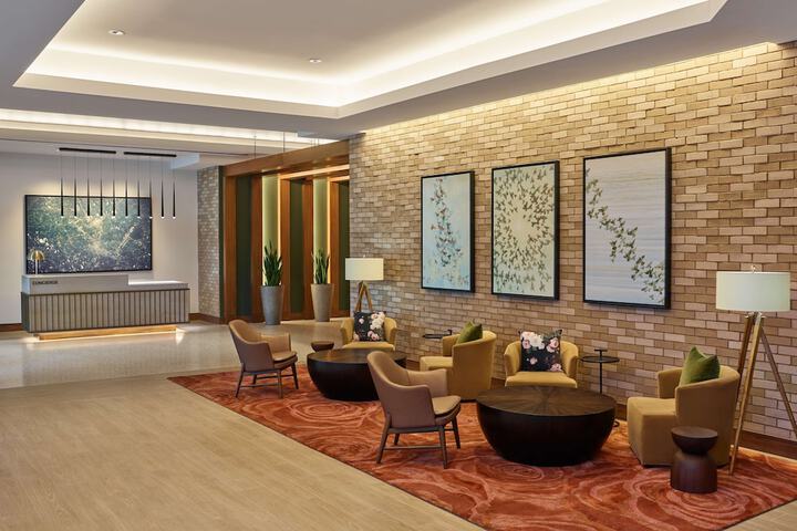 Hotel Interior 8 of 92