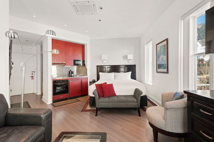 Room 48 of 127