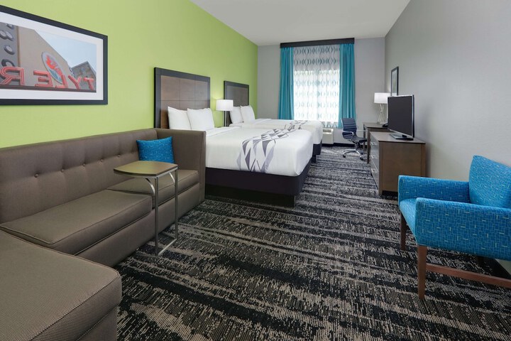 Room 17 of 41