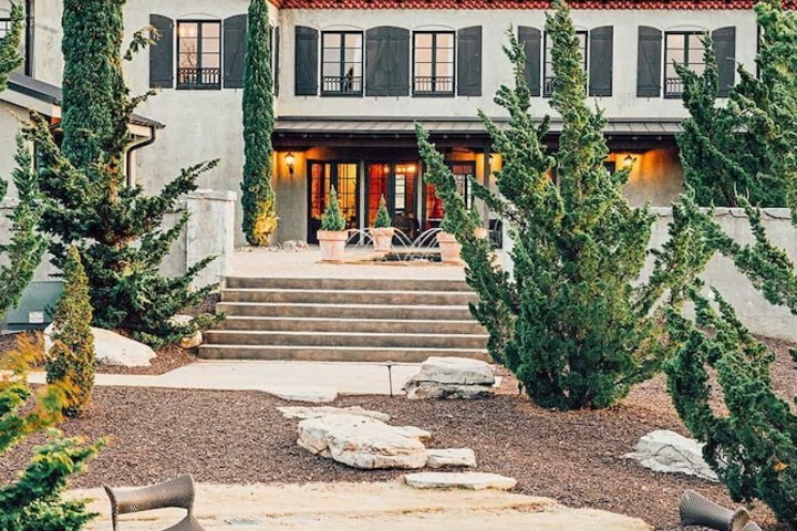 Hotel Domestique