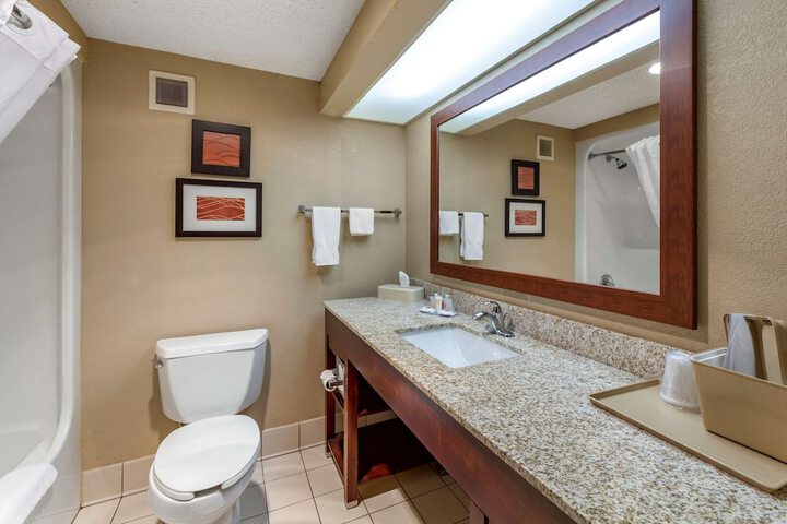Room 16 of 57