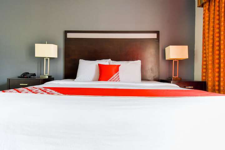 Room 16 of 26