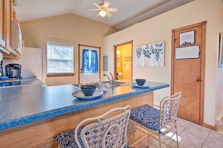 the Brewer Guesthouse Tiny Home w / Patio & Yard!
