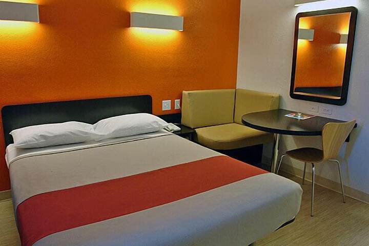 Room 20 of 31