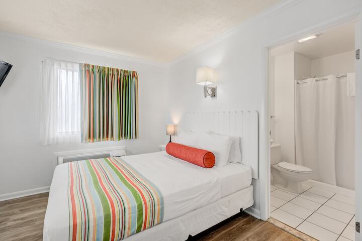 Room 42 of 65