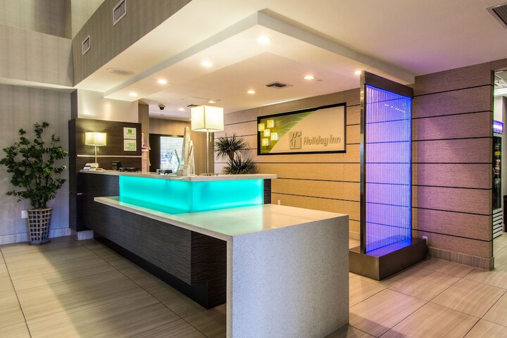 Hotel 5 of 61