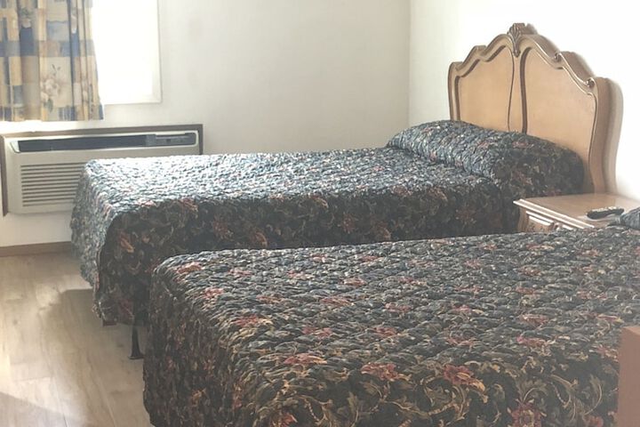 Room 21 of 37