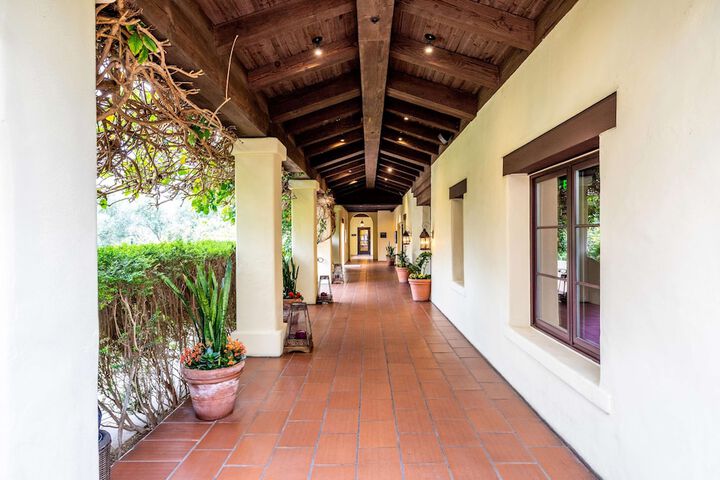 Estancia La Jolla Hotel & Spa