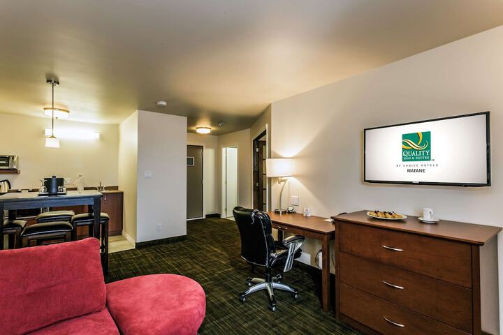 Room 30 of 68