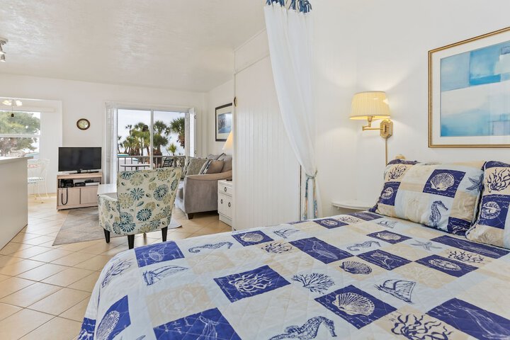 Sea Club I Beach Resort