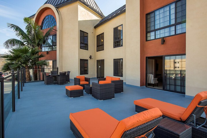 Terrace/Patio 43 of 43