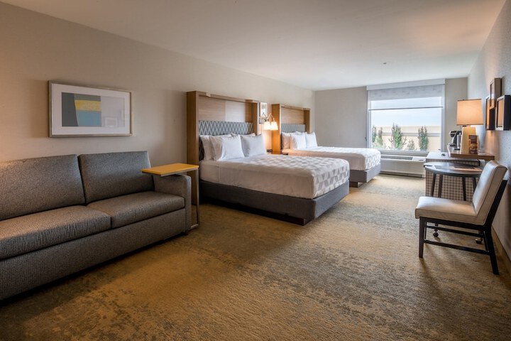 Room 42 of 117