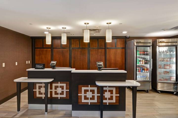 Homewood Suites by Hilton Aurora Naperville