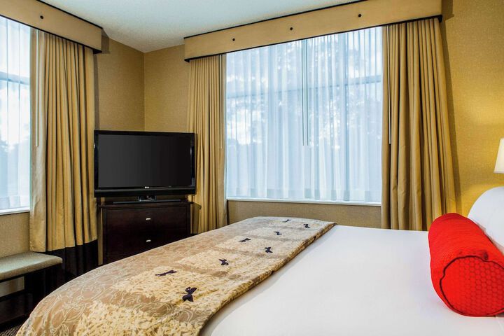 Room 5 of 37