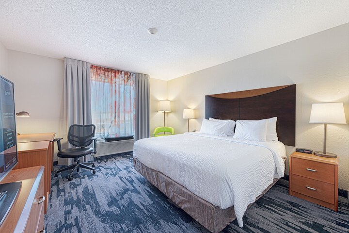 Fairfield Inn & Suites by Marriott Chicago Naperville