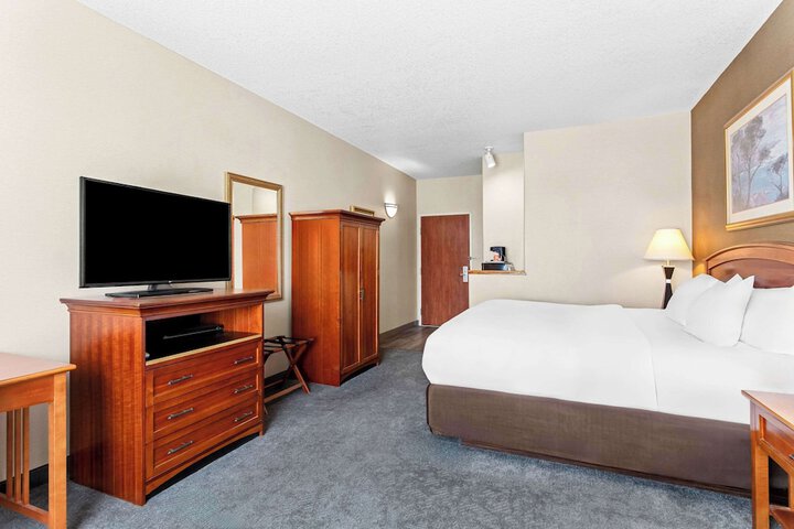 Room 39 of 54