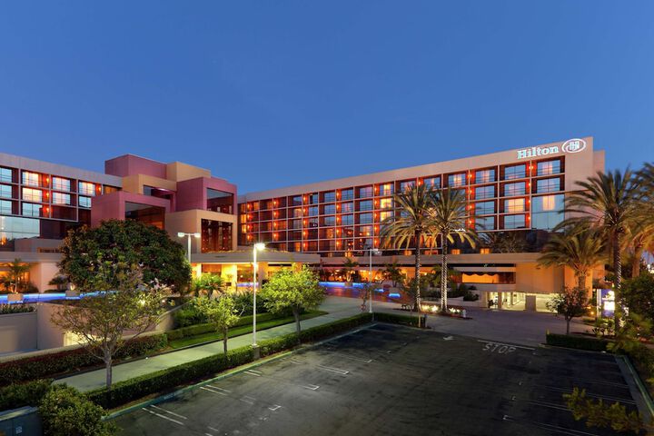 Hilton Orange County / Costa Mesa