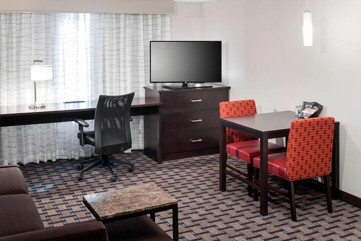Room 13 of 31