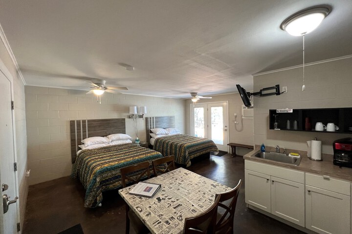 Room 15 of 54
