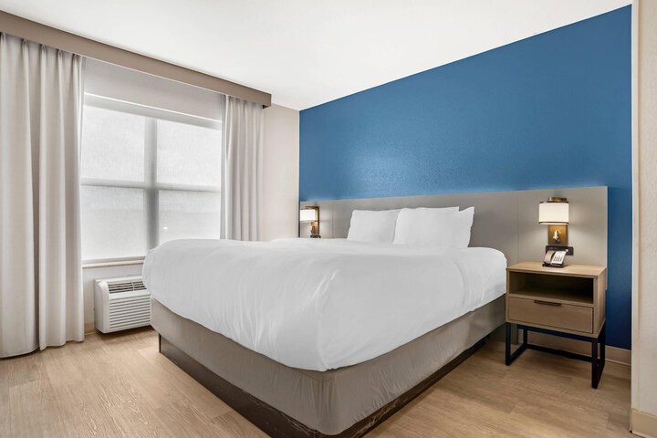 Comfort Inn & Suites Dothan Northside Plaza