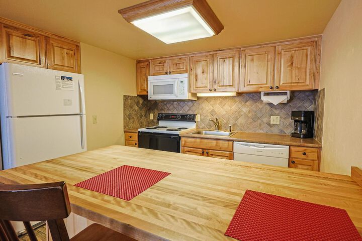 Summit House 2 bed 2 bath B