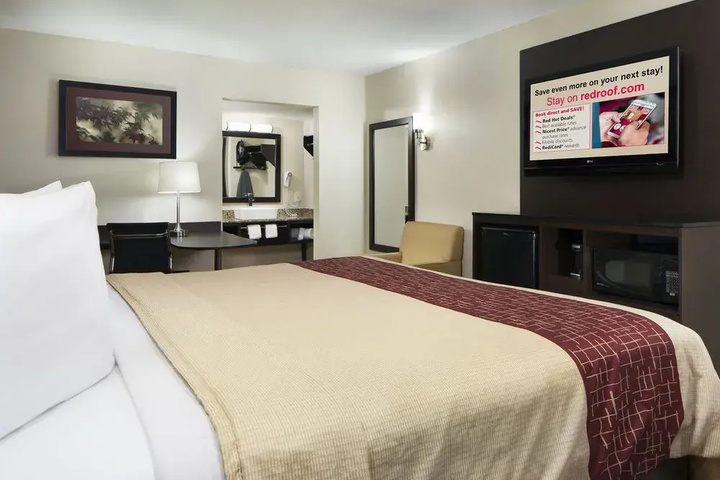 Americas Best Value Inn & Suites