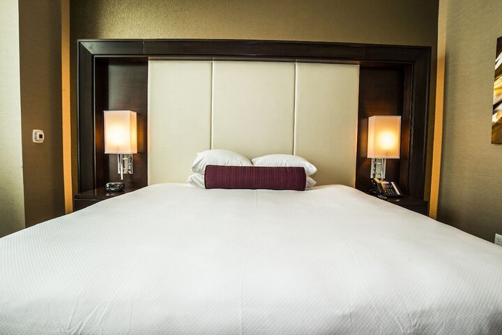 Room 7 of 30