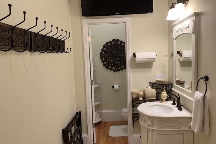 Room 35 of 47
