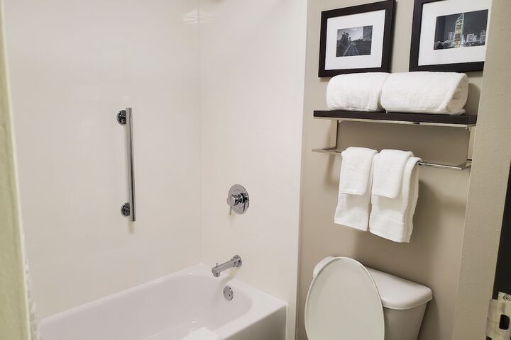 Comfort Suites Northlake