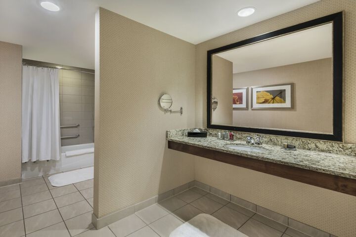 Room 15 of 44