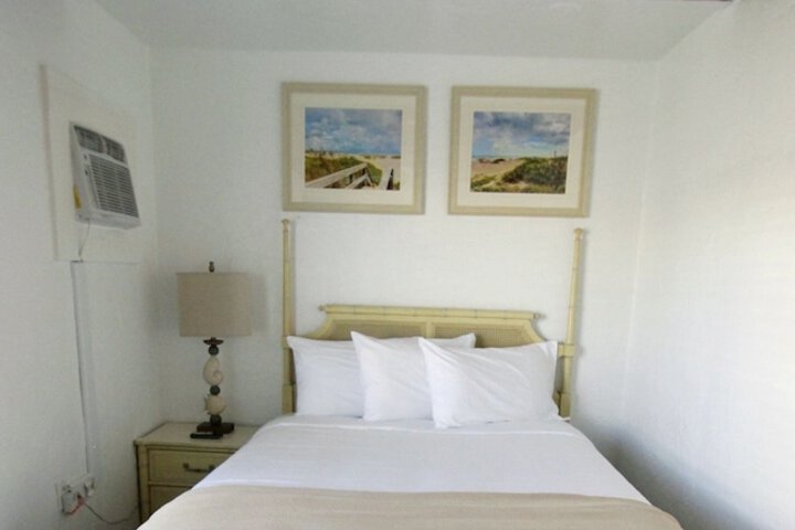 Room 40 of 43