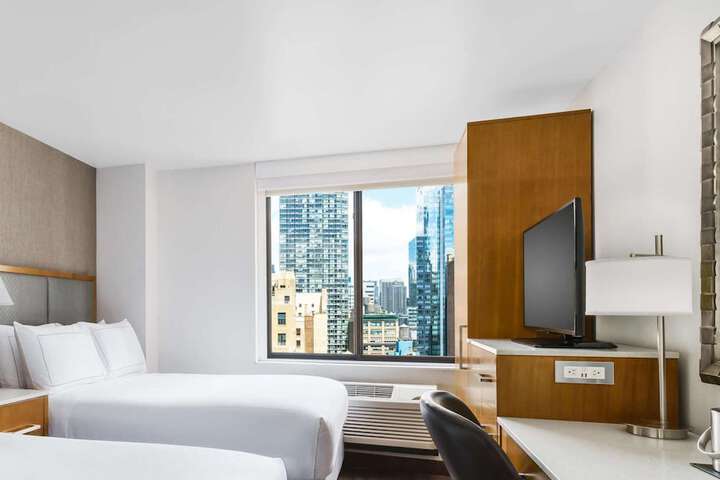 Room 18 of 27