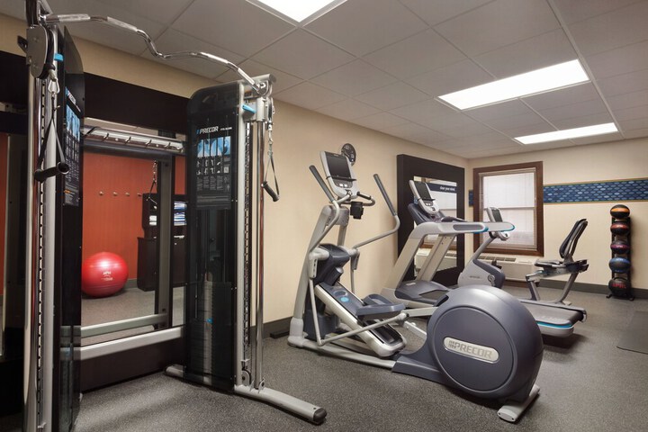 Hampton Inn & Suites Springdale