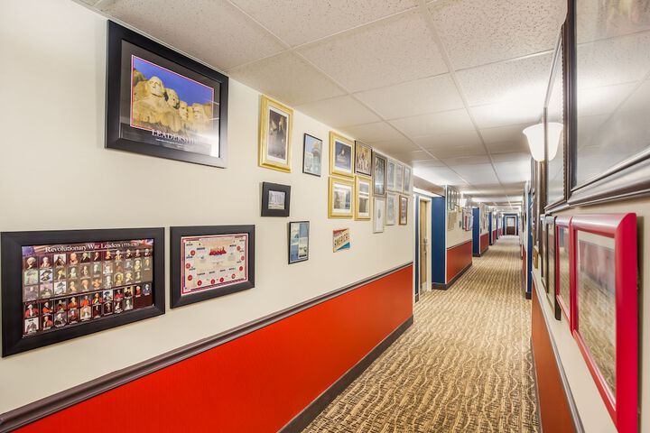Ballroom/Hall 62 of 63